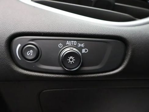 Used 2023 Chevrolet Malibu LT FWD image 22