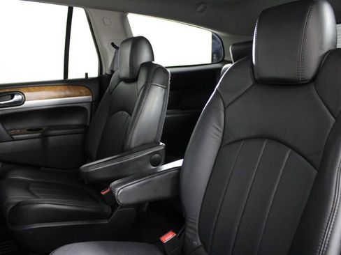 Used 2010 Buick Enclave CXL w/ Trailering Provision Package image 21