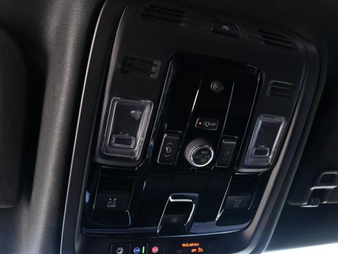 Used 2025 Cadillac Escalade Sport image 41