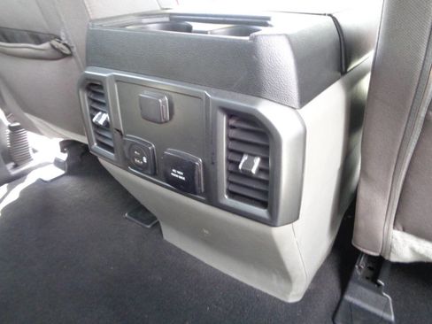 Used 2021 Ford F350 XLT w/ XLT Premium Package image 77