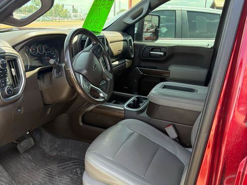 Used 2022 Chevrolet Silverado 1500 LT Trail Boss w/ Convenience Package II AWD/4WD image 7