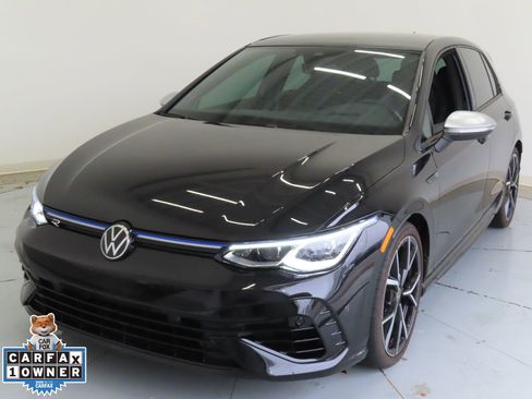 Certified 2023 Volkswagen Golf R image 9