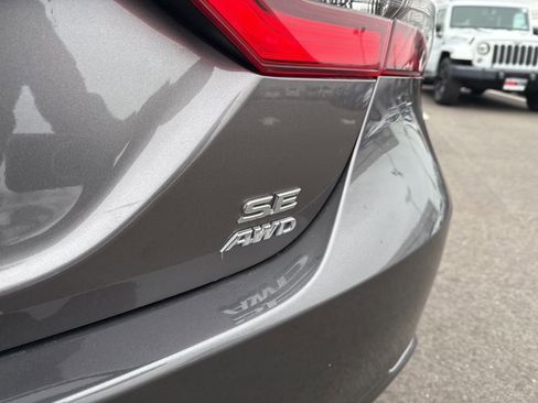 Used 2021 Toyota Camry SE image 8