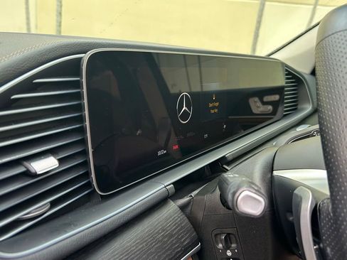 Used 2024 Mercedes-Benz GLS 450 4MATIC image 20