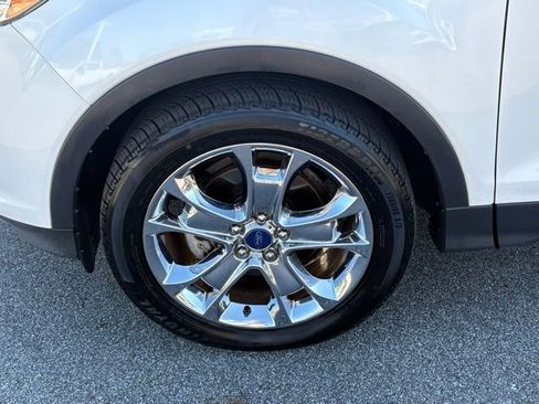 Used 2016 Ford Escape SE w/ Equipment Group 201A FWD image 26