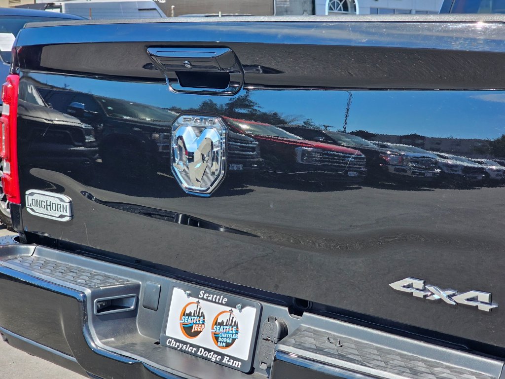 Used 2024 RAM 2500 Limited AWD/4WD image 14