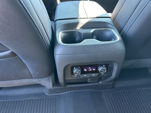 Used 2026 Chevrolet Traverse RS AWD/4WD image 26