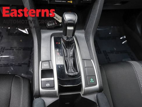 Used 2019 Honda Civic EX image 12