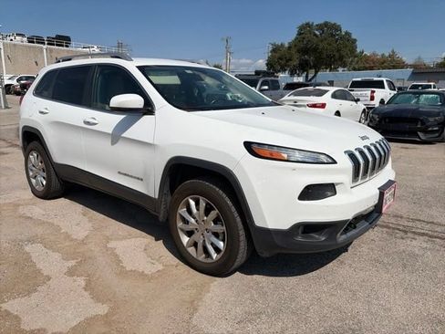 Used 2017 Jeep Cherokee Limited w/ Luxury Group AWD/4WD image 1