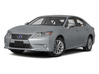 Used 2013 Lexus ES 300h w/ Luxury Pkg