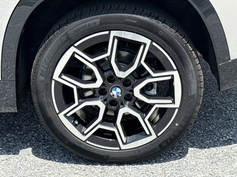 Used 2026 BMW X1 xDrive28i AWD/4WD image 12