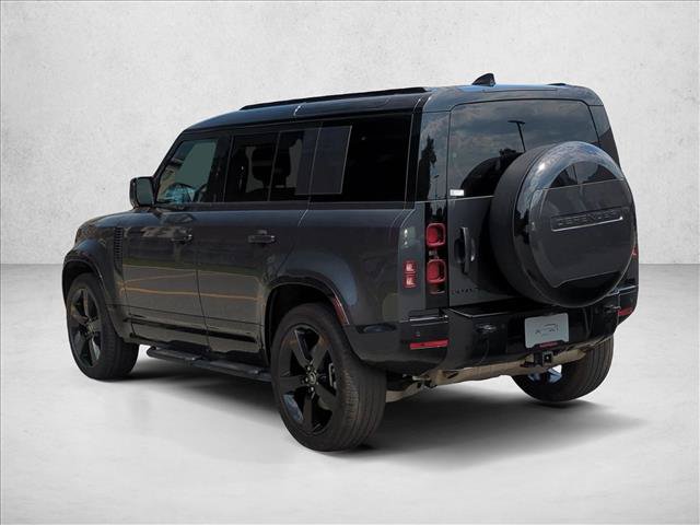 Certified 2025 Land Rover Defender 110 X-Dynamic SE AWD/4WD image 7
