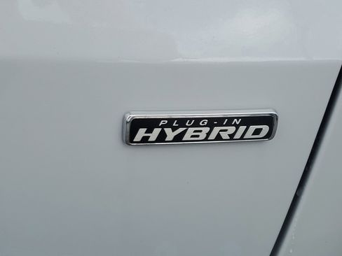New 2026 Ford Escape PHEV image 6