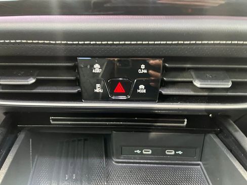 Certified 2025 Volkswagen Atlas SEL Premium R-Line image 16