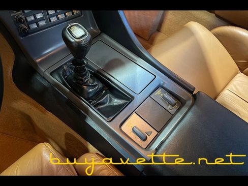 Used 1991 Chevrolet Corvette Coupe image 16