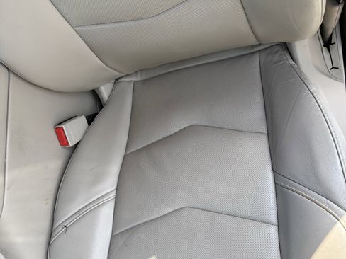 Used 2019 Cadillac Escalade ESV Luxury image 9