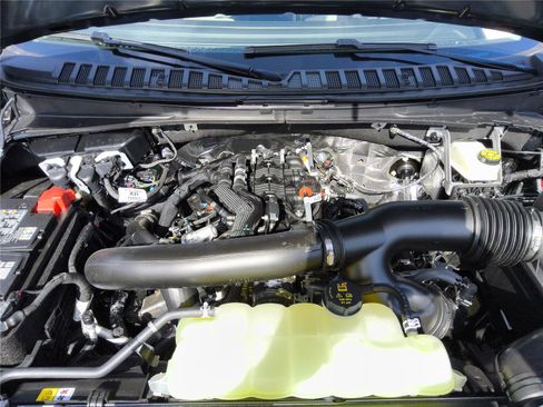 New 2026 Lincoln Navigator L Reserve AWD/4WD image 14