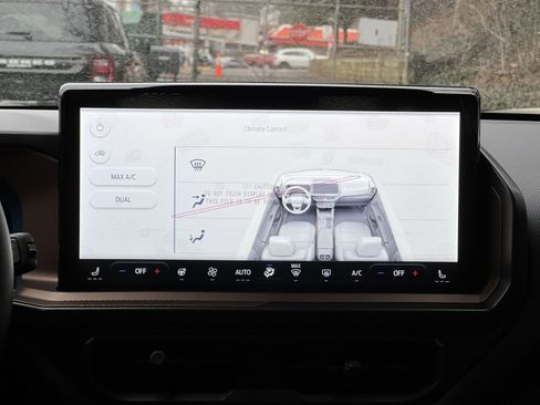 New 2025 Ford Bronco Sport Outer Banks w/ Outer Banks Tech Package+ image 21