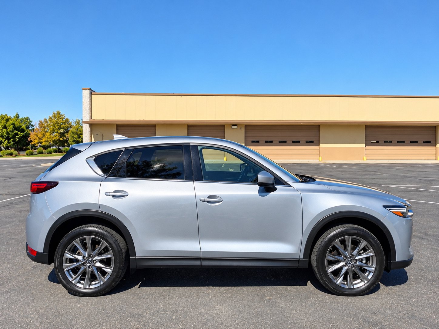 Used 2019 MAZDA CX-5 Signature AWD/4WD image 8