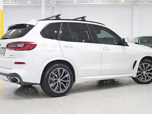 Used 2019 BMW X5 xDrive50i w/ M Sport Package AWD/4WD image 9