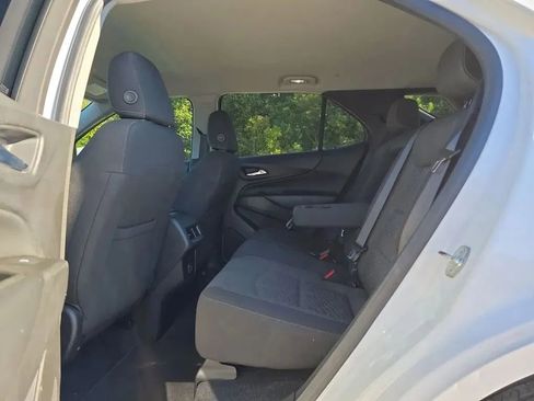 Used 2021 Chevrolet Equinox LT image 35