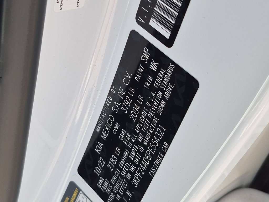 Used 2023 Kia Forte LXS FWD image 31
