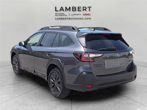 Used 2025 Subaru Outback Onyx Edition AWD/4WD image 3