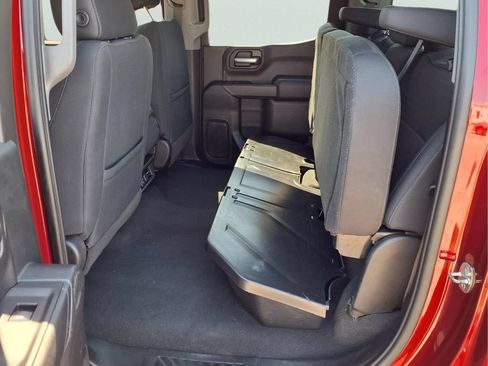 Used 2021 Chevrolet Silverado 1500 LT RWD image 23