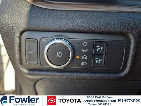 Used 2021 Ford Explorer Limited AWD/4WD image 17