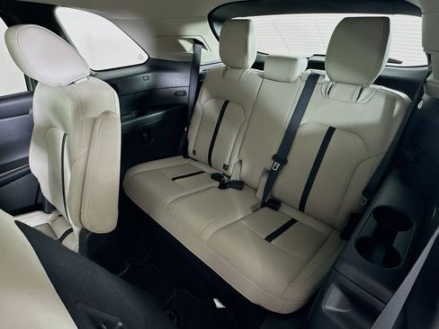 Used 2024 MAZDA CX-90 3.3 Turbo w/ Premium Package image 30