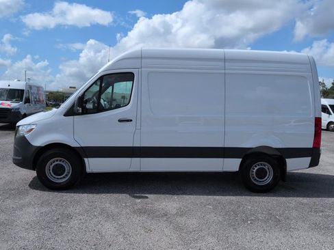 Used 2026 Mercedes-Benz Sprinter 2500 image 7