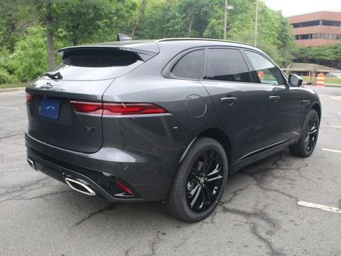 New 2026 Jaguar F-PACE R-Dynamic S image 2