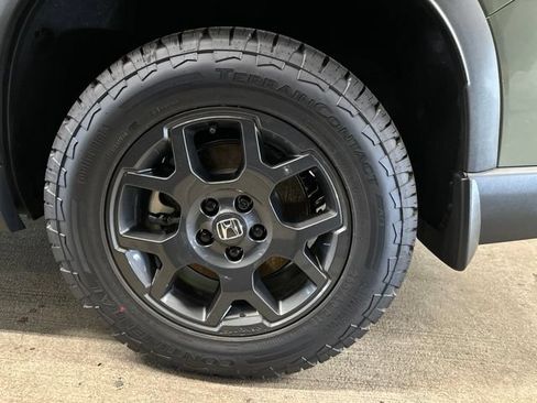 Certified 2026 Honda Pilot TrailSport image 9