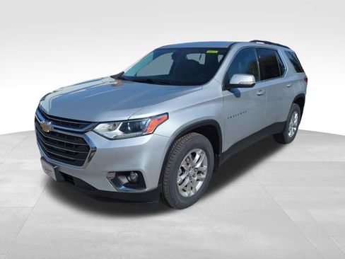 Used 2021 Chevrolet Traverse LT w/ LPO, Floor Liner Package AWD/4WD image 1