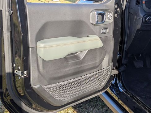 New 2026 Jeep Gladiator Mojave image 10