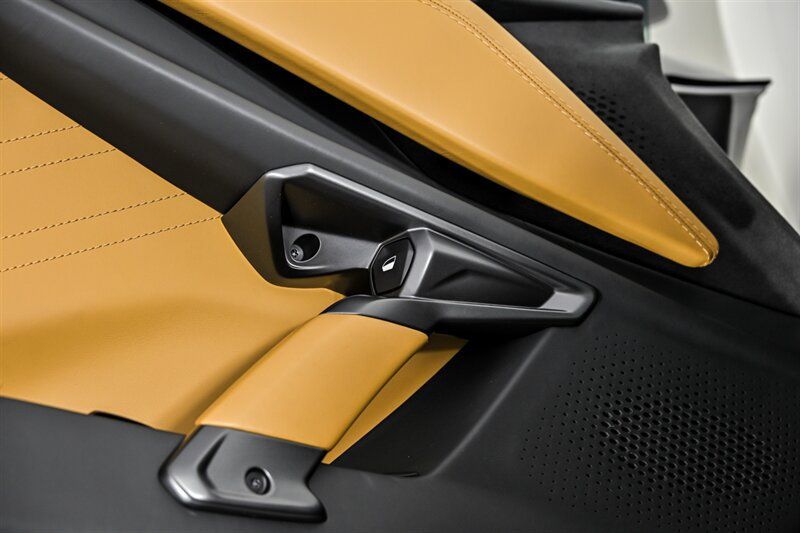 Used 2024 Lamborghini Revuelto AWD/4WD image 53