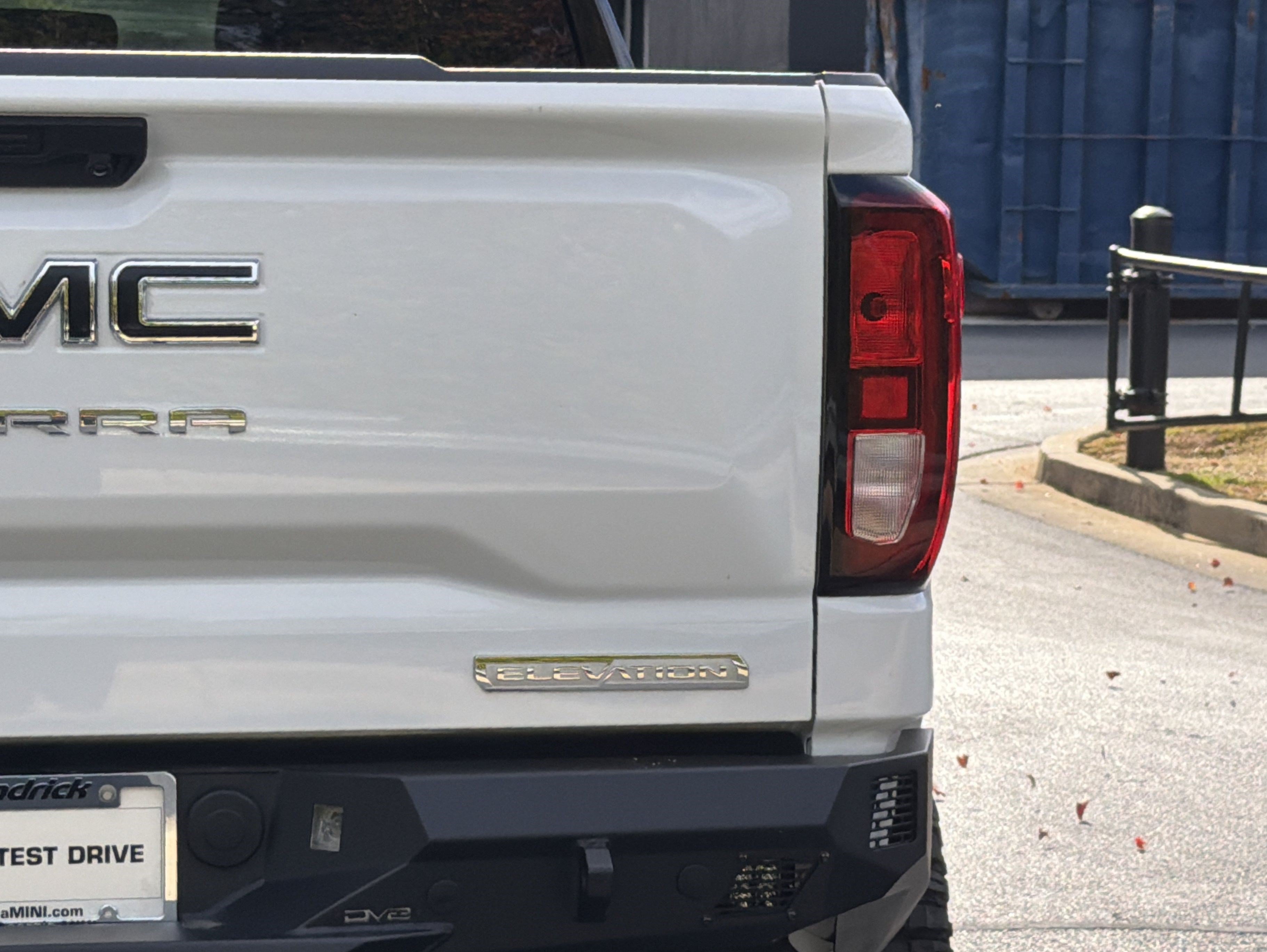 Used 2025 GMC Sierra 1500 Elevation AWD/4WD image 24