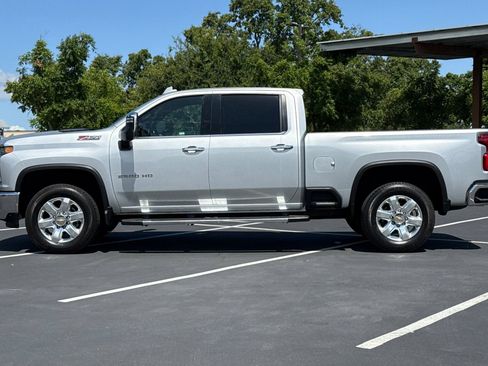 Used 2022 Chevrolet Silverado 2500 LTZ w/ LTZ Plus Package AWD/4WD image 14
