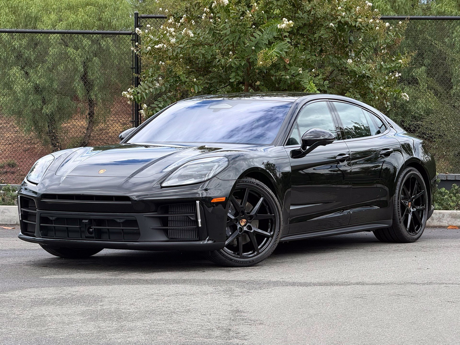 New 2026 Porsche Panamera 4 AWD/4WD image 1