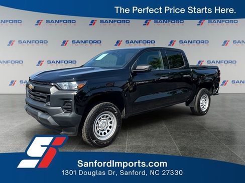Used 2023 Chevrolet Colorado W/T RWD image 1
