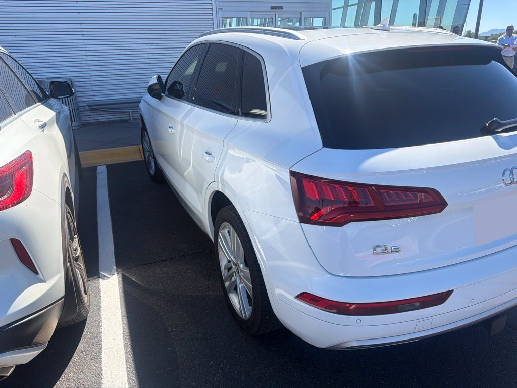 Used 2018 Audi Q5 2.0T Premium Plus w/ Premium Plus Package AWD/4WD image 3