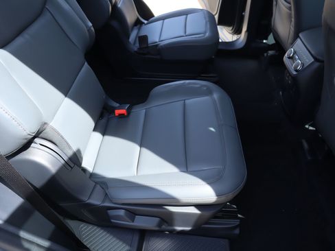 New 2026 Ford Explorer Active w/ Active Comfort Package RWD image 16