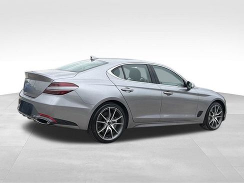 Used 2025 Genesis G70 2.5T RWD image 5