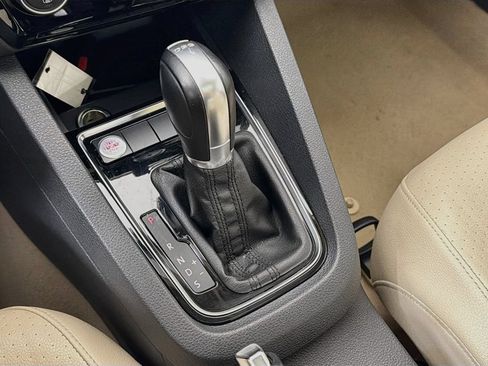 Used 2015 Volkswagen Jetta TDI SEL FWD image 16