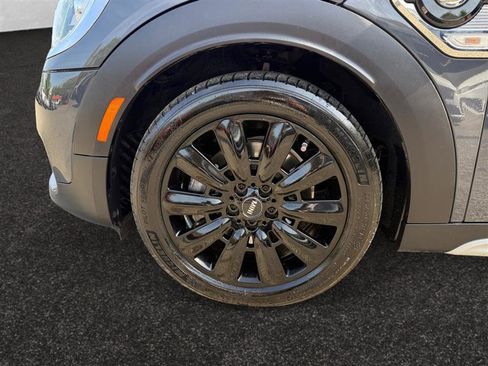 Used 2019 MINI Cooper Countryman SE w/ Premium Package image 16