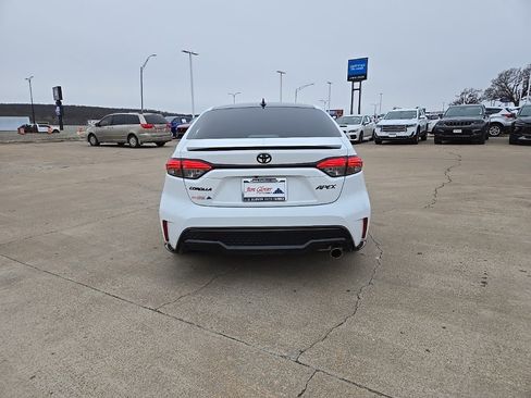 Used 2022 Toyota Corolla XSE image 4