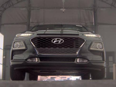 Used 2019 Hyundai Kona Limited FWD image 3