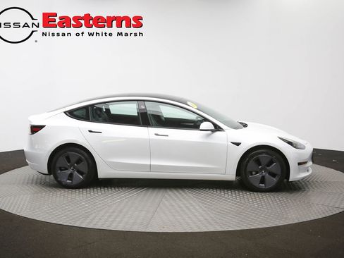 Used 2023 Tesla Model 3 Standard Range image 41