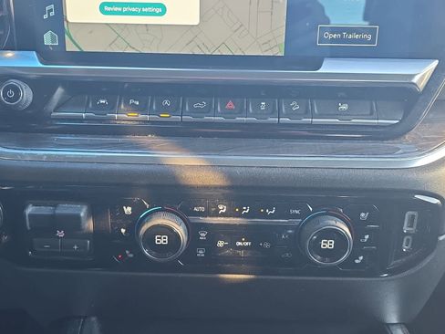 Used 2022 Chevrolet Silverado 1500 LTZ image 14