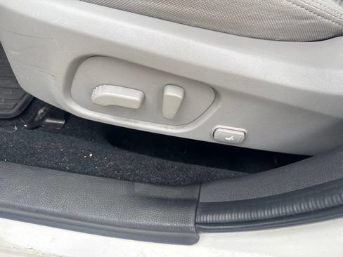 Used 2015 Subaru Forester 2.5i Premium w/ Popular Package #2 AWD/4WD image 15